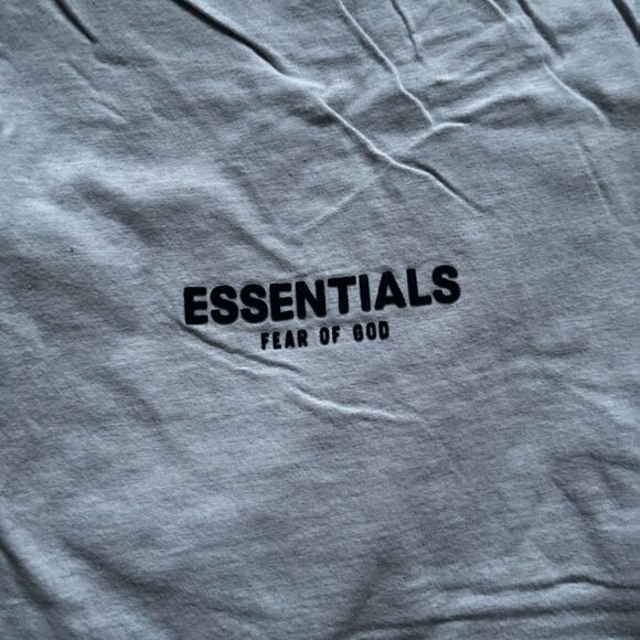 Essentials Fear of God Spell Out Logo T-Shirt Men's L Light Grey Short Sleeve - Picture 3 of 10
